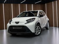 Used Toyota Aygo X X-pure 72 HP (52 kW) 2023 White SUV