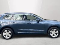 Used Volvo XC60 Momentum 194 HP (142 kW) 2022 Blue SUV
