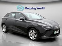 Begagnad MG MG4 EV SE 319 kW (435 HK) 2023 Svart Halvkombi