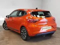 Used Renault Clio Evolution 145 HP (106 kW) 2023 Orange Hatchback