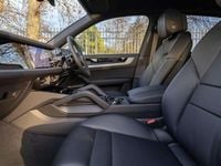 Used Porsche Cayenne 349 HP (256 kW) 2025 Silver SUV