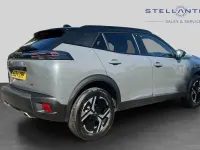 Usado Peugeot 2008 GT 129 HP (94 kW) 2024 Cinzento SUV