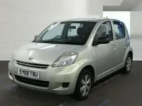 Used Daihatsu Sirion 69 HP (50 kW) 2008 Gold Hatchback