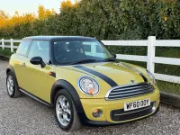 Usado Mini Cooper Hatch 2010 Amarillo Utilitario
