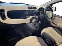 Usado Fiat Panda Lounge 69 HP (50 kW) 2015 Vermelho Citadino