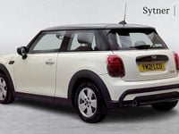 Used Mini Cooper Classic 134 HP (98 kW) 2021 White Hatchback