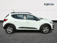 Gebraucht Dacia Sandero Expression 2023 Weiß Kleinwagen