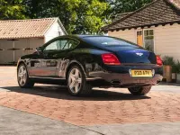 Used Bentley Continental 552 HP (405 kW) 2004 Blue Coupe