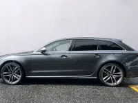 Usado Audi RS6 Design 560 HP (411 kW) 2016 Cinzento Carrinha