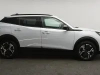 Used Peugeot 2008 Allure 130 HP (95 kW) 2024 White SUV