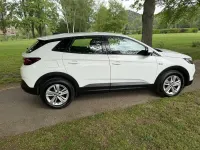 Second-hand Vauxhall Grandland X 2018 Alb SUV