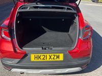 Second-hand Renault Captur Iconic 131 CP (96 kW) 2020 Other SUV