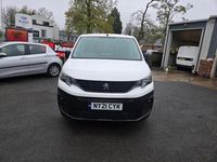 Begagnad Peugeot Partner 131 HK (96 kW) 2021 Vit Minibuss