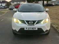 Used Nissan Qashqai N-Connecta 115 HP (84 kW) 2017 White SUV