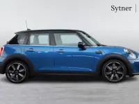 Used Mini Cooper Exclusive 134 HP (98 kW) 2023 Blue Hatchback