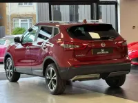 Used Nissan Qashqai N-Connecta 115 HP (84 kW) 2019 Red SUV