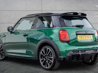 Used Mini Cooper Hatch 134 HP (98 kW) 2023 Green Hatchback