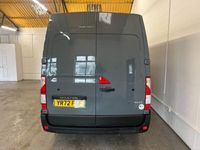 used Renault Master LM35dCi 135 Business+ Medium Roof Van