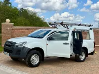 Used Isuzu D-Max 2018 White Pickup