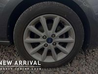 Used Ford Fiesta Titanium 121 HP (88 kW) 2017 Grey Hatchback