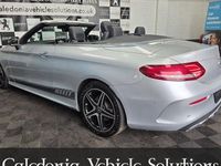 Usado Mercedes C220 Premium Plus 170 CV (125 kW) 2018 Plateado Descapotable