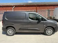 Used Citroën Berlingo 100 HP (73 kW) 2022 Grey MPV