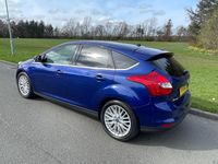 Usado Ford Focus Zetec 2014 Azul Citadino