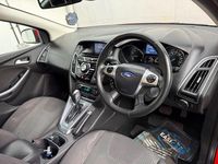Used Ford Focus Titanium 125 HP (91 kW) 2014 Red Hatchback