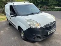Używany Vauxhall Combo 2014 Biały Minivan