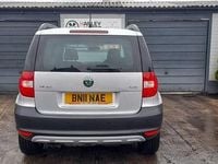 Gebraucht Skoda Yeti SE 140 PS (102 kW) 2011 Silber SUV