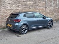 Used Renault Clio V Iconic 75 HP (55 kW) 2020 Grey Hatchback