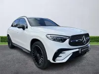 Usado Mercedes GLC300e Urban 2025 Blanco Familiar