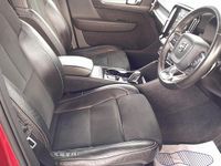 Used Volvo XC40 R-Design 150 HP (110 kW) 2019 Red SUV