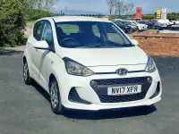 Used Hyundai i10 SE 67 HP (49 kW) 2017 White Hatchback