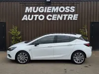 Second-hand Vauxhall Astra Edition 2021 Alb Hatchback
