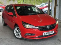 Used Vauxhall Astra SRi 148 HP (108 kW) 2018 Red Hatchback
