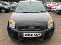 Used Ford Fusion Zetec 101 HP (74 kW) 2008 Black Hatchback