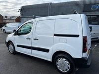 Used Peugeot Partner 64 HP (47 kW) 2017 White MPV