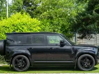 Used Land Rover Defender S 525 HP (386 kW) 2022 Black SUV