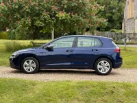 Used VW Golf VIII Life 150 HP (110 kW) 2023 Blue Hatchback