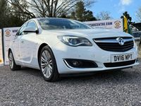Used Vauxhall Insignia Design Edition 170 HP (125 kW) 2016 White Hatchback