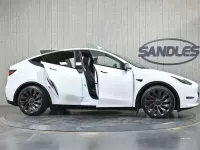 Used Tesla Model Y Performance 392 kW (534 HP) 2022 White SUV