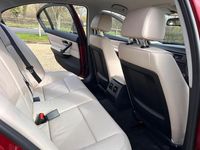 Used BMW 318 Exclusive 2011 Red Sedan