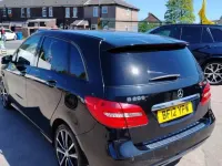 Usado Mercedes B200 2012 Preto Monovolume