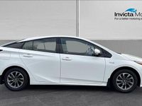 Used Toyota Prius 122 HP (89 kW) 2019 White Hatchback