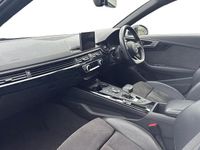 Used Audi A4 Black Edition 147 HP (108 kW) 2019 White Estate