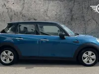 Used Mini Cooper Classic 134 HP (98 kW) 2021 Blue Hatchback
