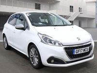 Used Peugeot 208 Allure 82 HP (60 kW) 2017 White Hatchback