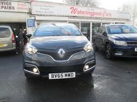 Used Renault Captur Dynamique 90 HP (66 kW) 2015 Blue/black SUV