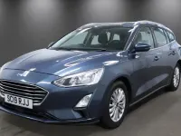 Usado Ford Focus Titanium 125 CV (91 kW) 2019 Azul Familiar